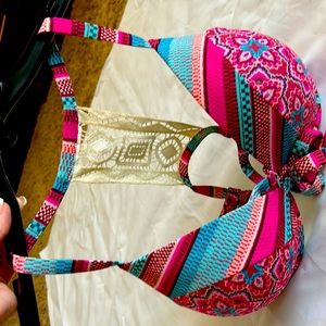 Bikini top 36 DD underwire, padded